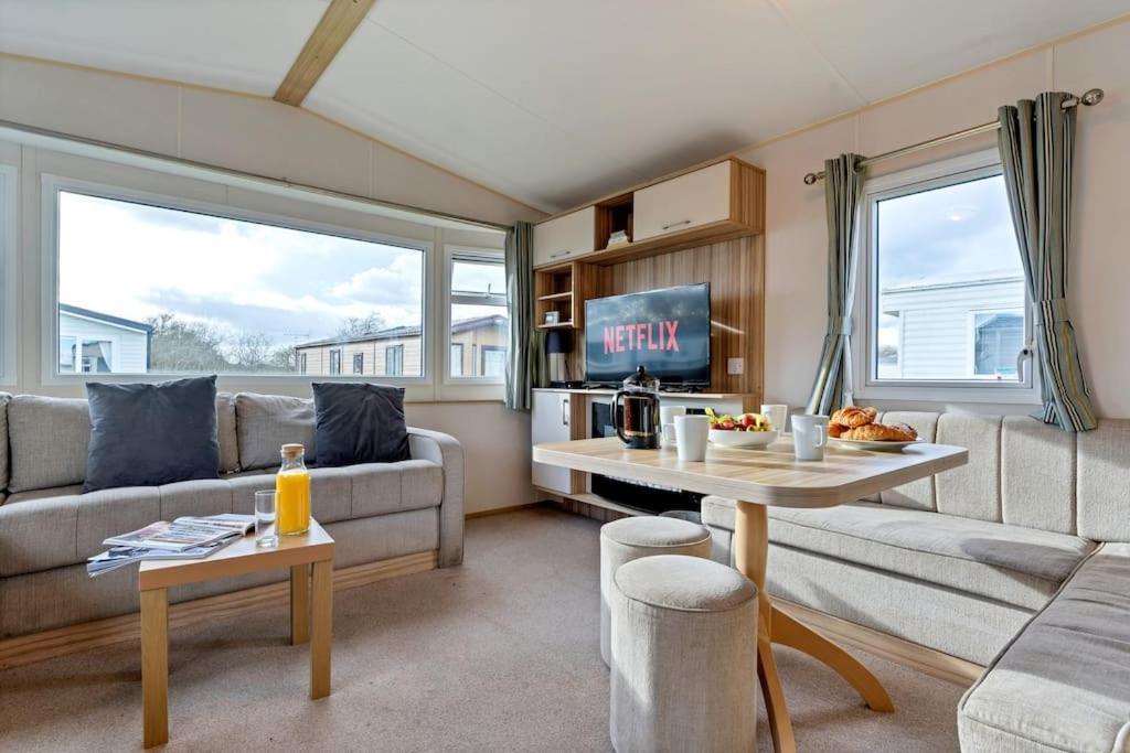 Tattershall Lakes: Sally'S Superior Stay Exteriér fotografie