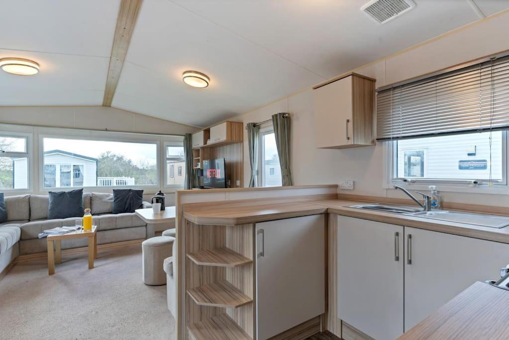Tattershall Lakes: Sally'S Superior Stay Exteriér fotografie