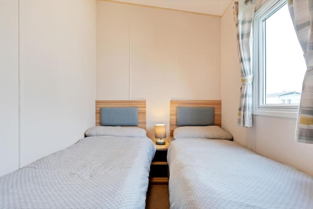 Tattershall Lakes: Sally'S Superior Stay Exteriér fotografie