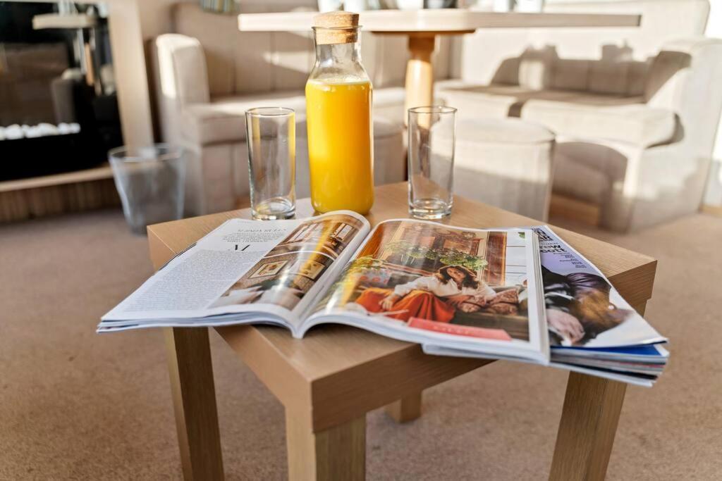 Tattershall Lakes: Sally'S Superior Stay Exteriér fotografie
